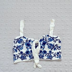 Crop top